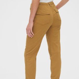 GAP Khaki Joggers, Tan, Size 6 Regular